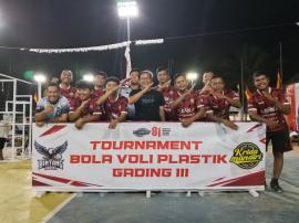 PEMERINTAH KALURAHAN GADING MENGHADIRI PERTANDINGAN PERSAHABATAN BOLA VOLLY DI GADING III DALAM RANG